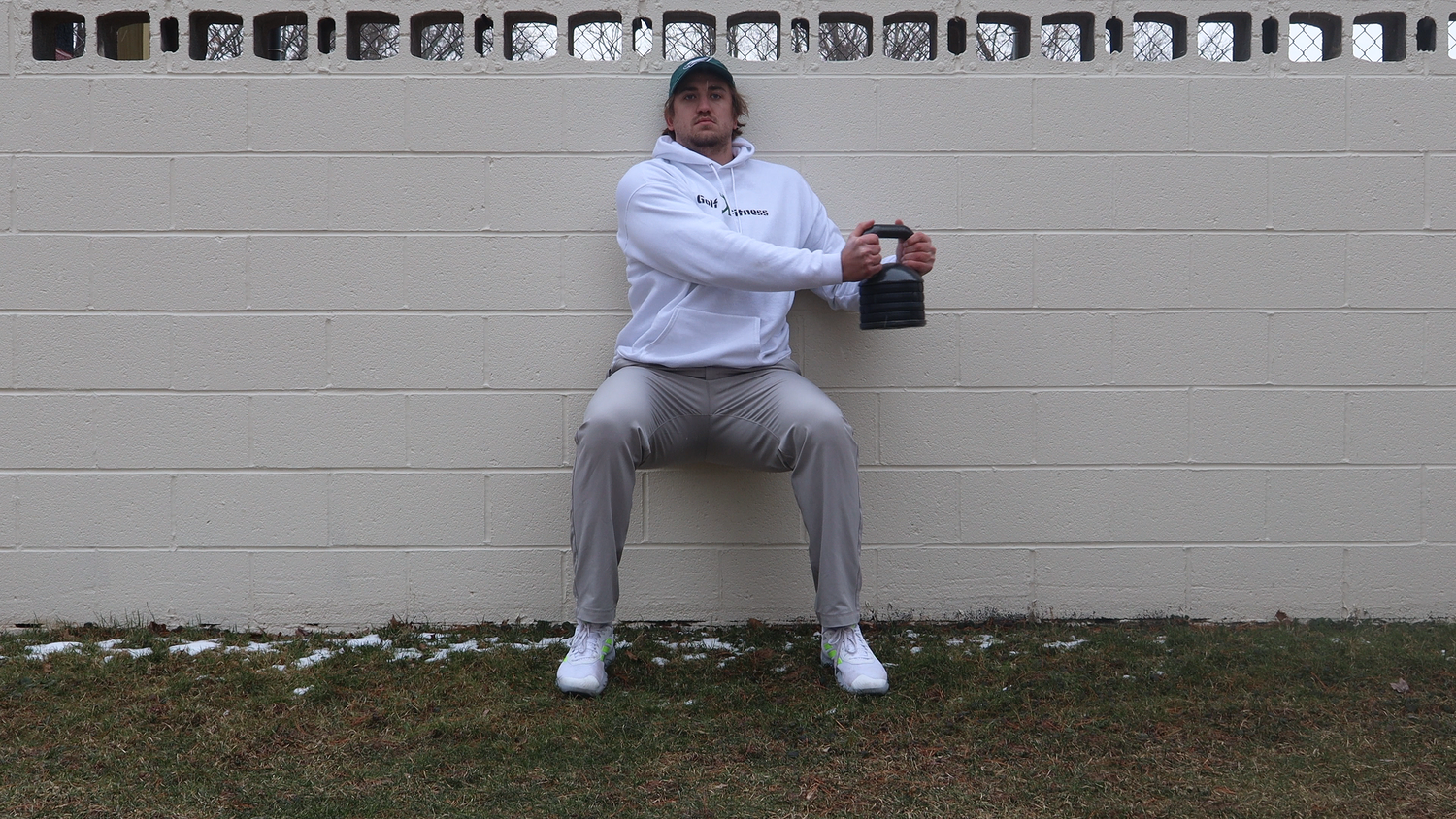 Great golf workouts for golfers over 40 to improve strength, mobility, and swing power using resistance bands and kettlebells